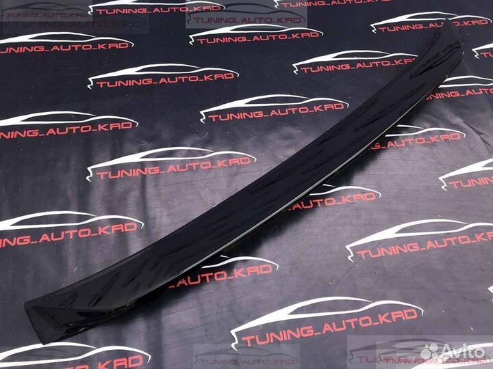 Спойлер Toyota Land Cruiser 200 T3827