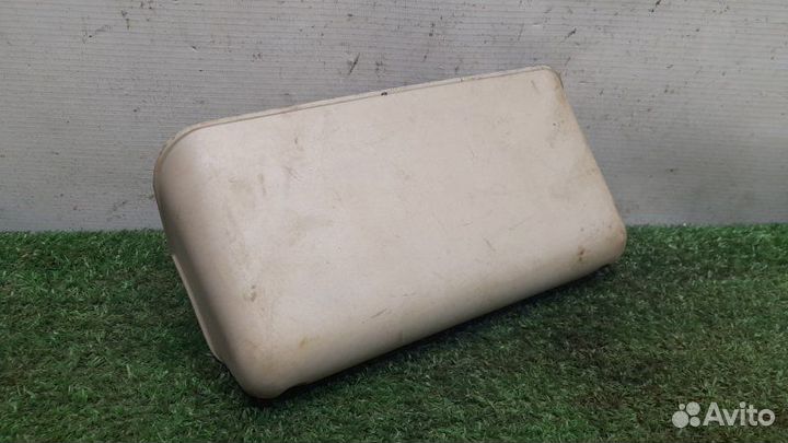 Фонарь задний (стоп сигнал) Mitsubishi Pajero