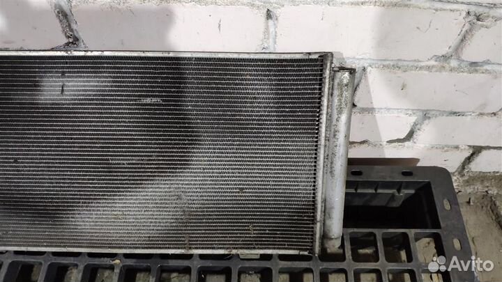 Радиатор кондиционера (конденсер) 73210AJ000