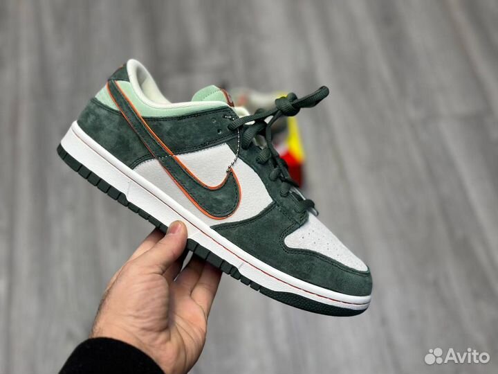 Кроссовки Nike SB Dunk Low