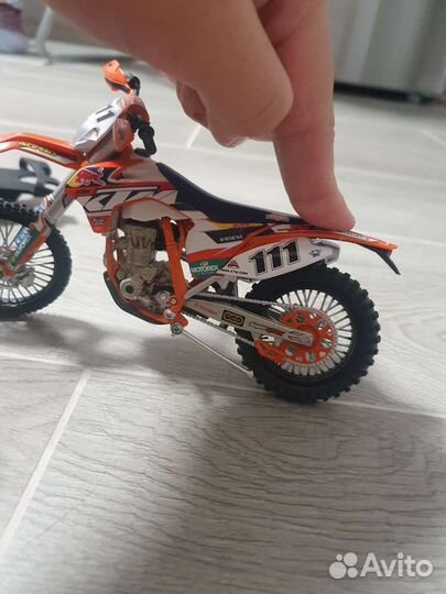 Модель мотоцикла KTM