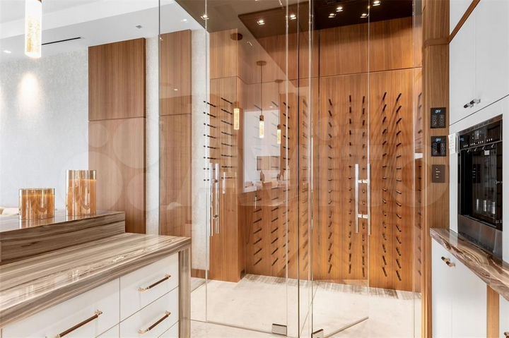 3-к. квартира, 90 м², 3/4 эт.