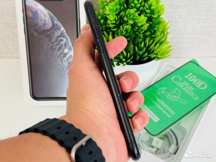 iPhone Xr, 64 ГБ