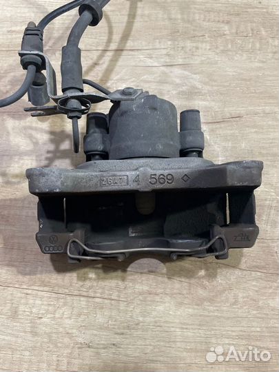 Суппорт передний правый Audi A6 4F5 BDW 2004-2008