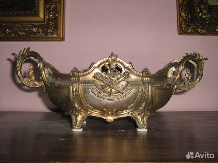 Антикварная вазочка 19 век