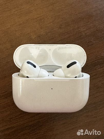 Apple airpods pro