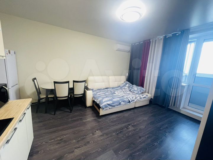Квартира-студия, 32 м², 18/24 эт.