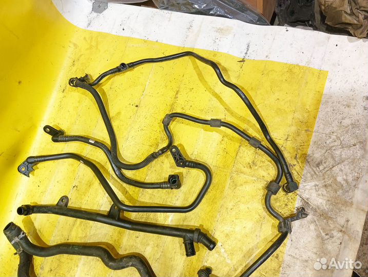 Шланг трубка патрубок BMW 5-serie F10 F11 2009