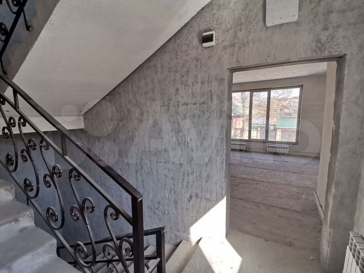 3-к. квартира, 112 м², 1/4 эт.