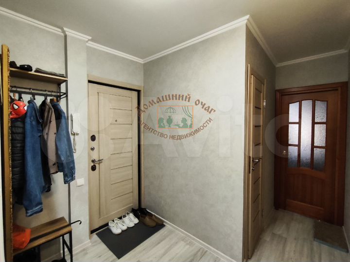 3-к. квартира, 61 м², 2/5 эт.