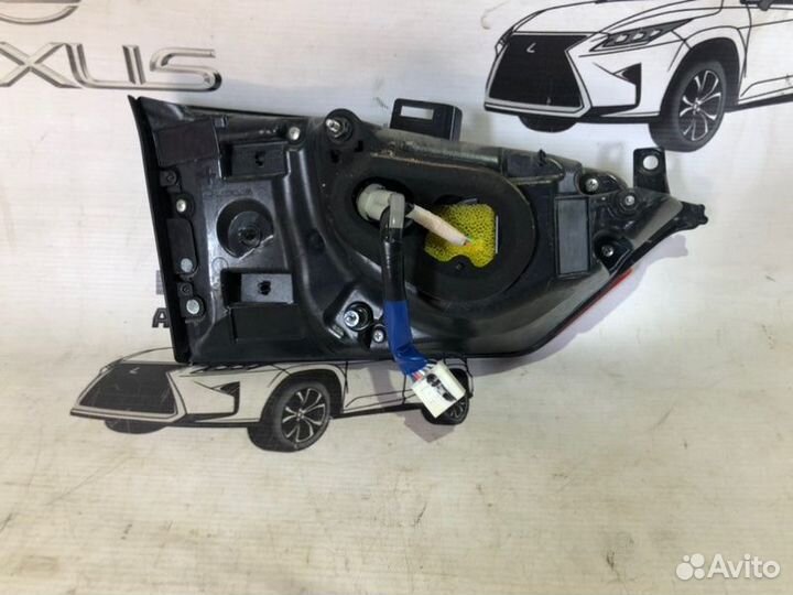 Стоп-сигнал задний правый Lexus Rx 450 H GYL25
