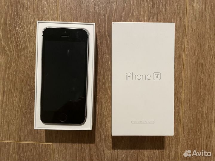 iPhone SE, 128 ГБ