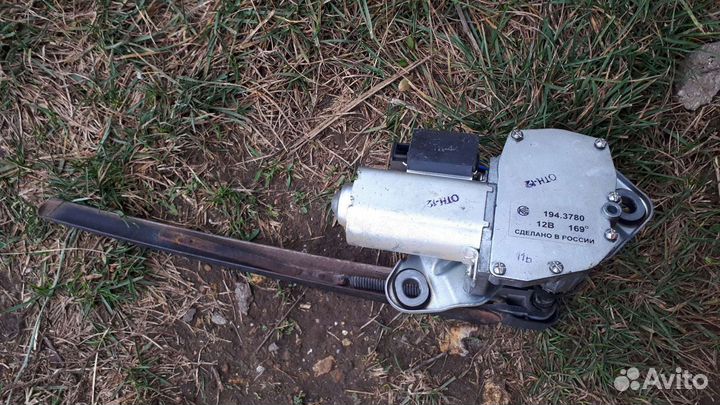 Запчасти Лада Калина,Моторчик стеклоочистителя,пол