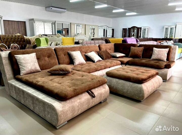 Большой диван / диван на кухню