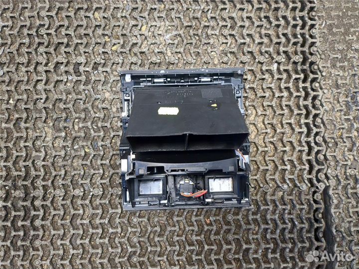 Дефлектор обдува салона Volkswagen Touareg, 2002