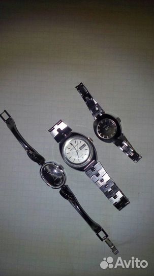 Часы разные продам