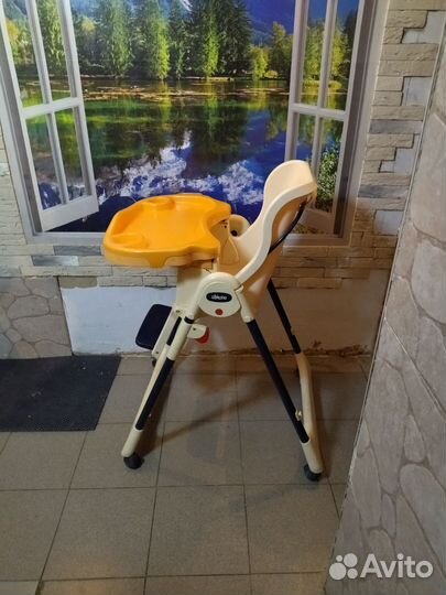 Стульчик для кормления