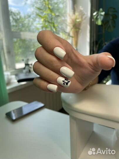 Маникюр