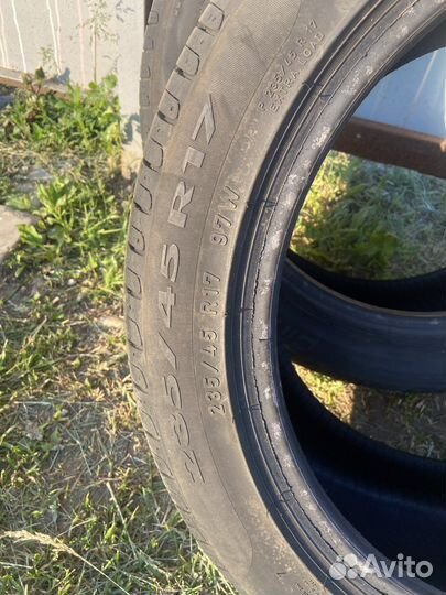 Pirelli Cinturato P7 235/45 R17 97W