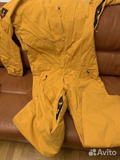 Комбинезон для сноубода, горных лыж и снегохода