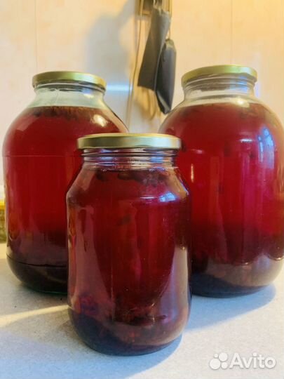 Аджика, икра кабачковая, помидоры,хреновина, сок