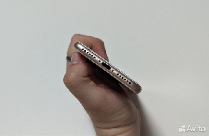iPhone 7, 32 ГБ