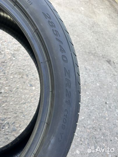 Pirelli P Zero 285/40 R21 и 315/35 R21 111Y