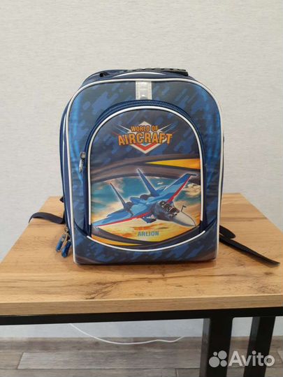 Рюкзак школьный