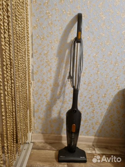 Вертикальный пылесос