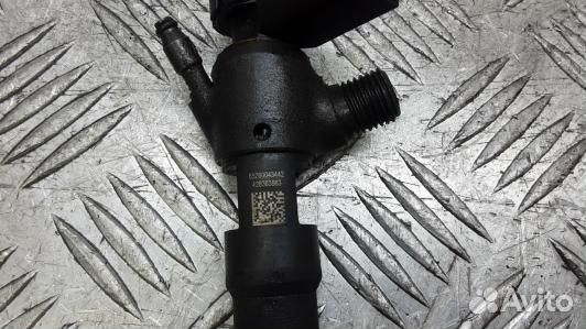 Форсунка дизельная skoda octavia A7 (1GM46AL02)