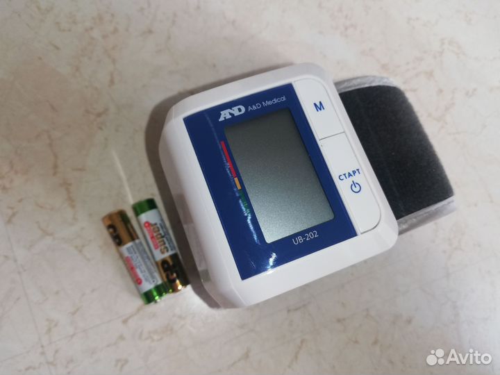 Автоматический тонометр AND UB-202