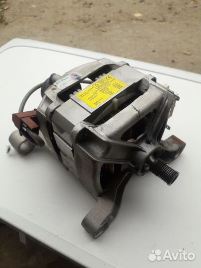 Продам эл.двигатель к стиральной машине indesit
