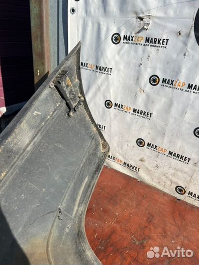 Задний бампер Vw Passat B3 седан