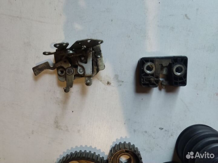 Замки двери 2114 ваз