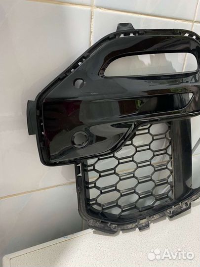 Решётка переднего бампера левая BMW X5 G05