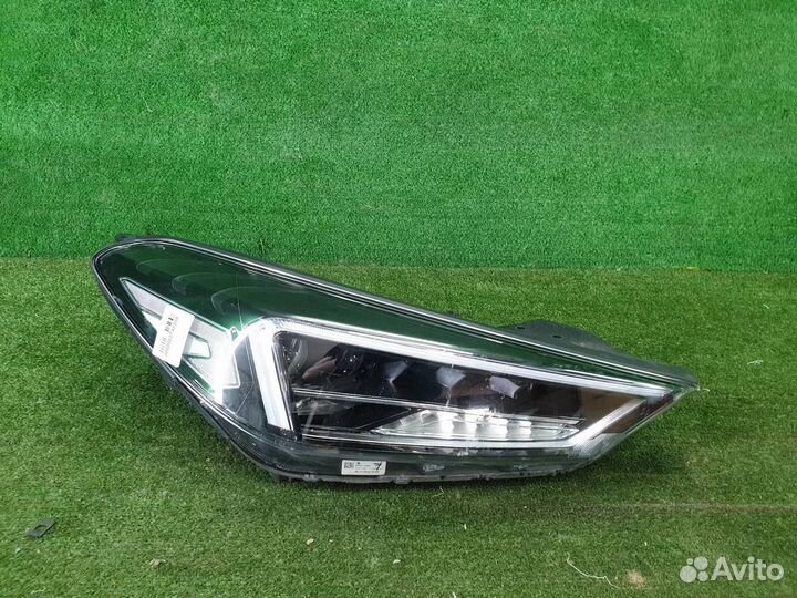 Фара правая Hyundai Tucson