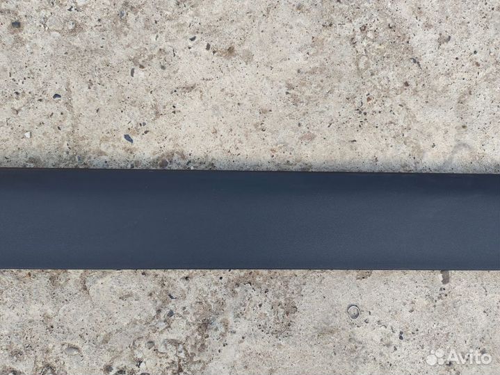 Накладка двери багажника задняя Toyota RAV4 XA50