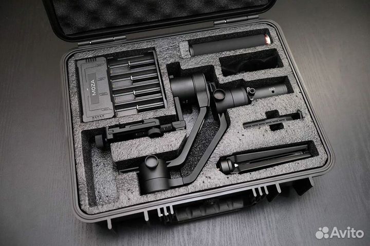 Электронный стабилизатор для камеры Moza Aircross