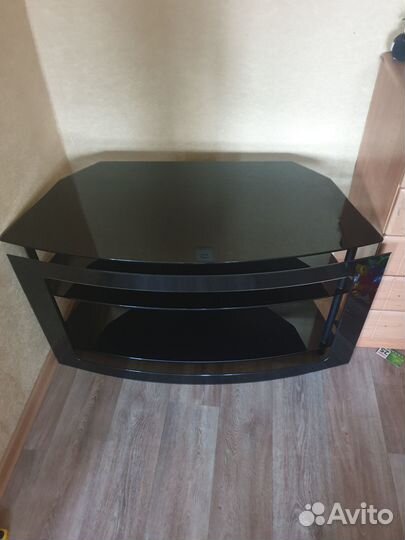 Тумба под телевизор новая