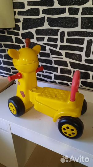 Детская каталка жирафик