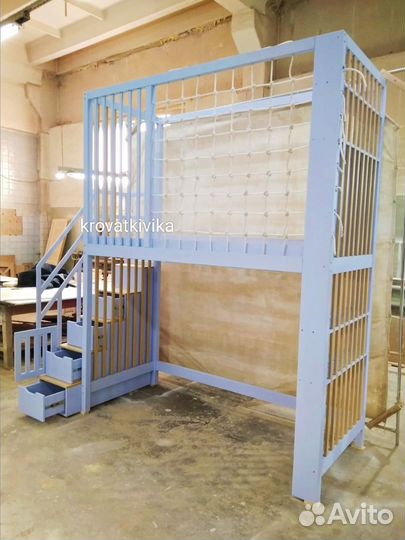 Детская кровать чердак домик из массива
