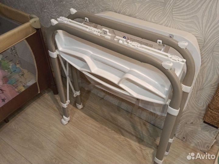 Пеленальный столик CAM Cambio с ванночкой