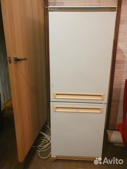 Холодильник б/у