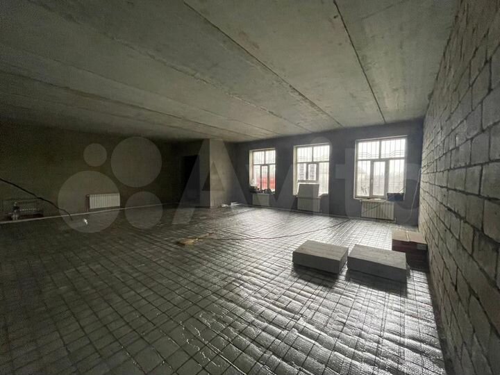 3-к. квартира, 112 м², 1/5 эт.