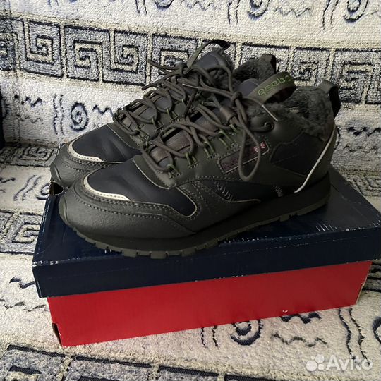 Кроссовки зимние женские reebok 35-36