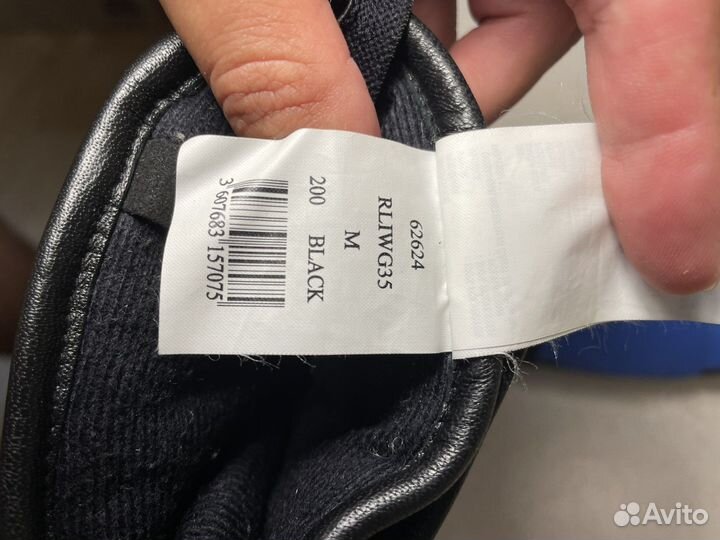 Бомбические женские варежки Rossignol