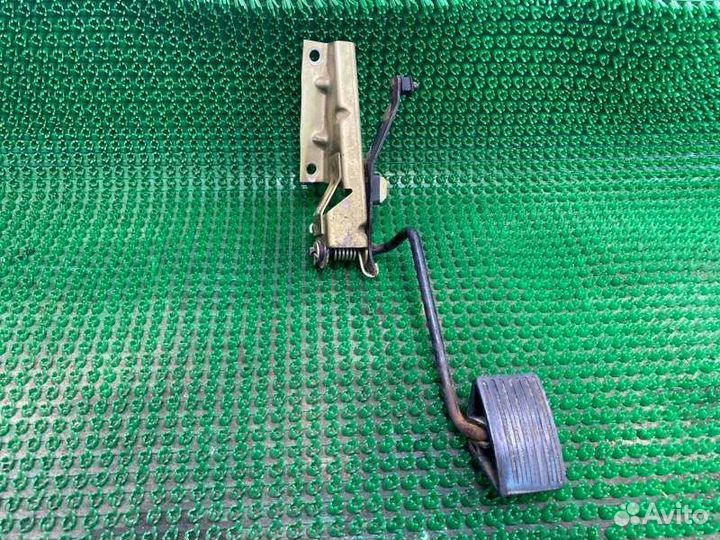 Педаль газа Лада 2107 2005