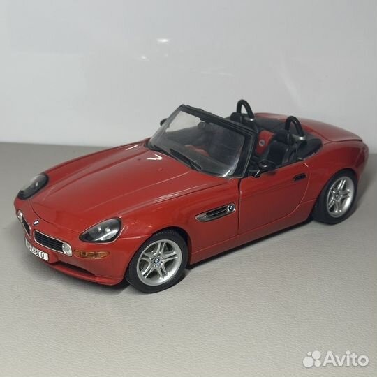 Модель 1:18 BMW Z8 Bburago Тайланд