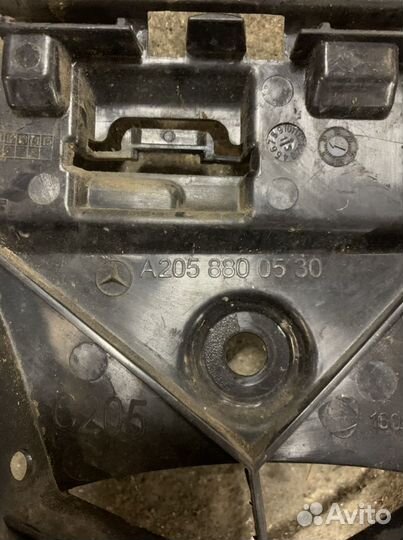 Крепление бампера Mercedes W205 C205