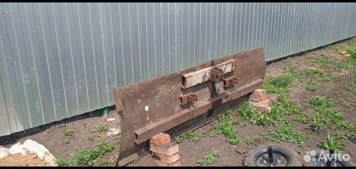 Лопата отвал